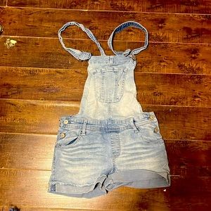 Womens short overalls size small.